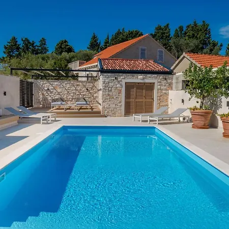Luxury Beachfront Korcula The Beach With Private Pool, Sauna And Gym At The Beach On Korcula Island - Prizba * Blato (Korcula)