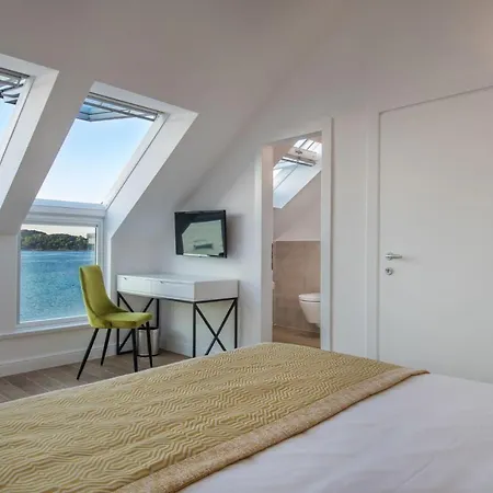 Luxury Beachfront Korcula The Beach With Private Pool, Sauna And Gym At The Beach On Korcula Island - Prizba Villa Blato (Korcula)