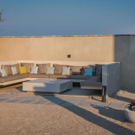 Luxury Beachfront Korcula The Beach With Private Pool, Sauna And Gym At The Beach On Korcula Island - Prizba Villa *
