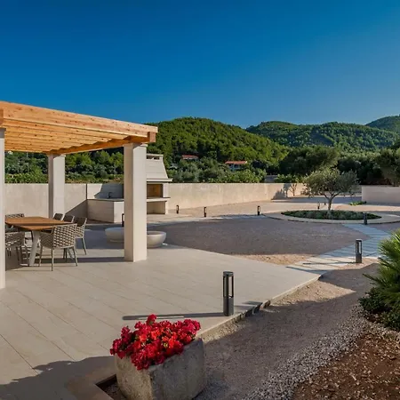 Luxury Beachfront Korcula The Beach With Private Pool, Sauna And Gym At The Beach On Korcula Island - Prizba Blato (Korcula)