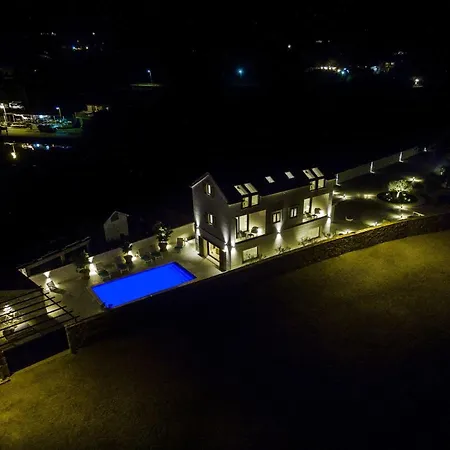 Villa Luxury Beachfront Korcula The Beach With Private Pool, Sauna And Gym At The Beach On Korcula Island - Prizba