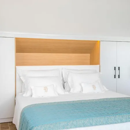 Luxury Beachfront Korcula The Beach With Private Pool, Sauna And Gym At The Beach On Korcula Island - Prizba