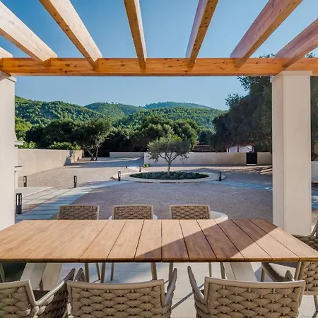 Luxury Beachfront Korcula The Beach With Private Pool, Sauna And Gym At The Beach On Korcula Island - Prizba * Blato (Korcula)