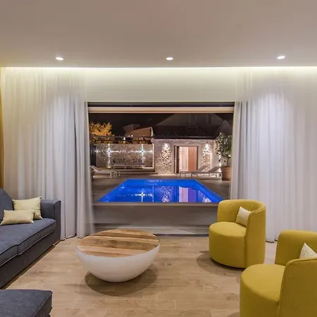 빌라 Luxury Beachfront Korcula The Beach With Private Pool, Sauna And Gym At The Beach On Korcula Island - Prizba Blato (Korcula)